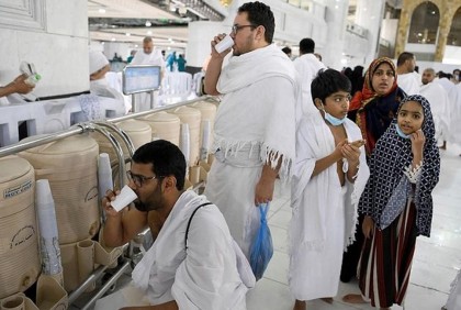 জমজমের পানি পানে যে নতুন নির্দেশনা দিল সৌদি আরব