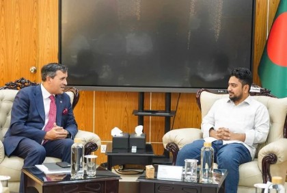 অন্তর্বর্তী সরকার সারা পৃথিবী থেকে সমর্থন পেয়েছে: নাহিদ ইসলাম 