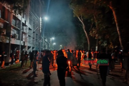 রাবিতে ফুটবল খেলা নিয়ে দফায় দফায় সংঘর্ষ, আহত ১০