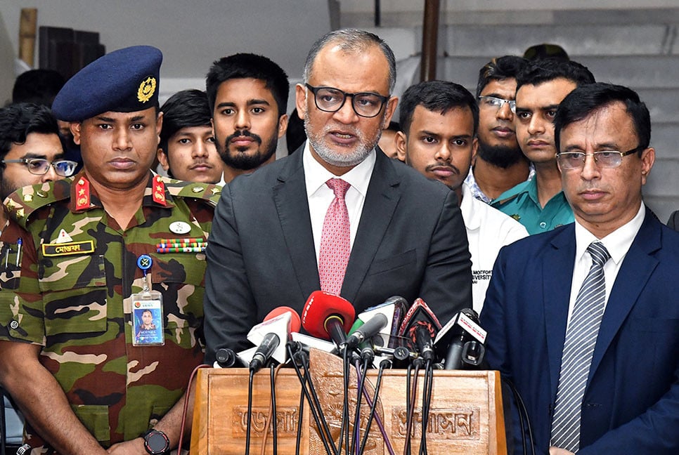 কৃত্রিম সংকট তৈরি করতে দেওয়া হবে না : বাণিজ্য উপদেষ্টা