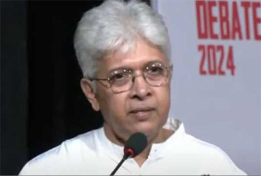 ফ্যাসিবাদ বারবার ফিরে আসবে, সতর্ক থাকতে হবে: উপদেষ্টা আদিলুর রহমান