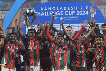 মোহামেডানকে উড়িয়ে মৌসুমের প্রথম শিরোপা বসুন্ধরা কিংসের