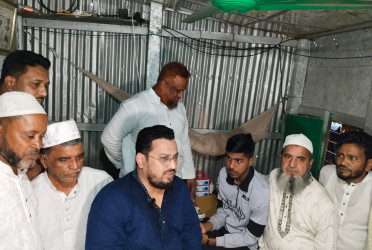 তারেক রহমানের আর্থিক সহায়তা নিয়ে সিয়ামের বাড়িতে মীর হেলাল
