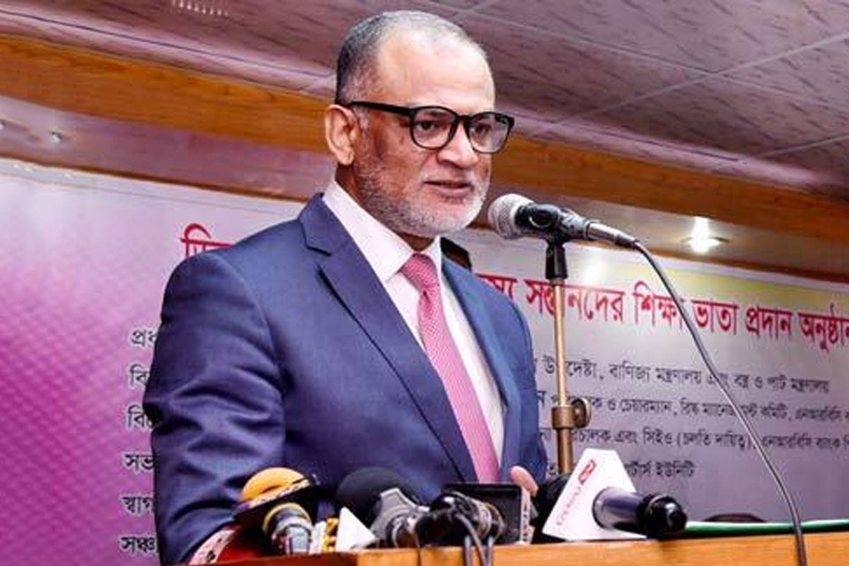 রমজানে বাজার সহনশীল করার চেষ্টা করছি : বাণিজ্য উপদেষ্টা