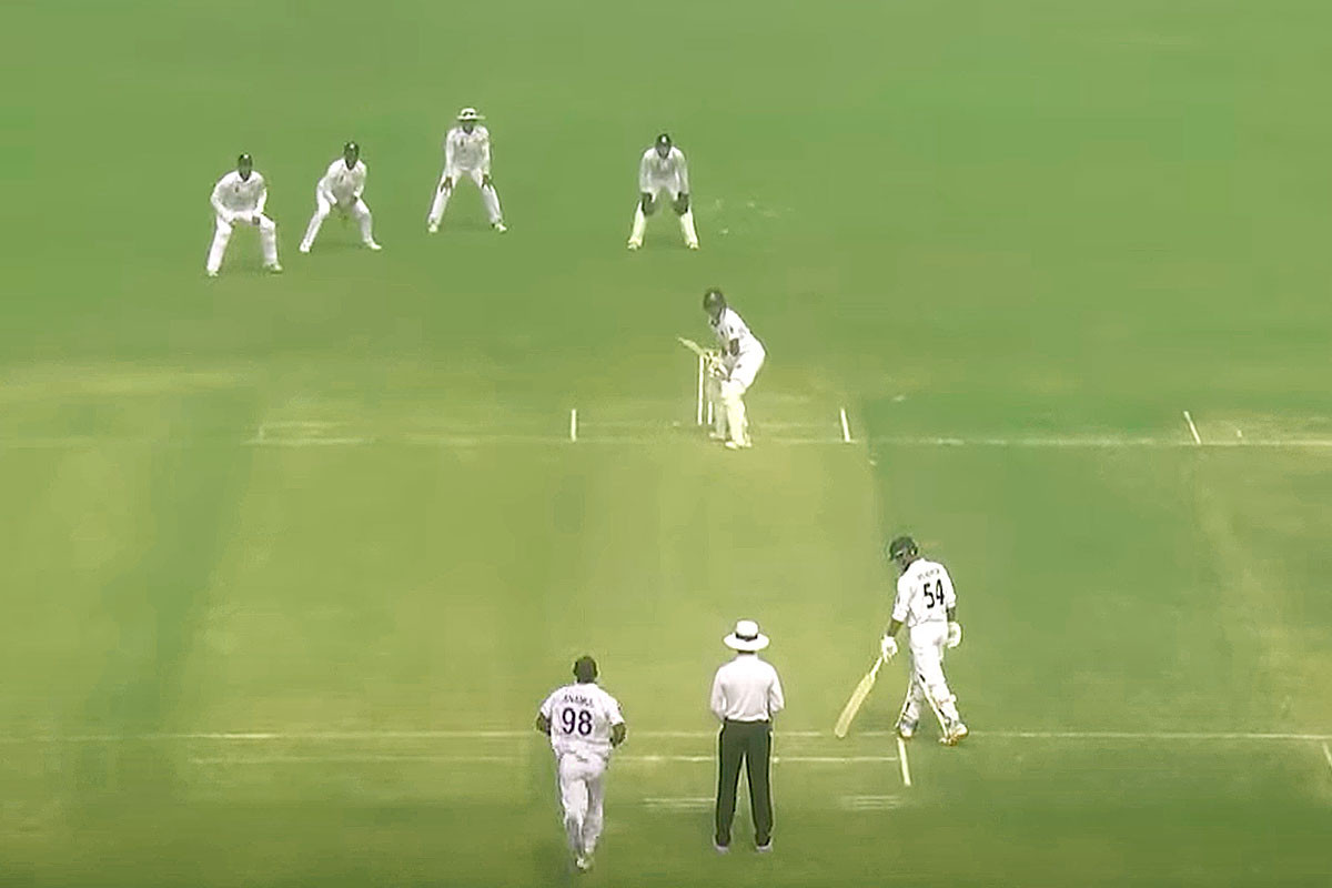 দুই দিনে ইনিংস ব্যবধানে জিতলো ঢাকা