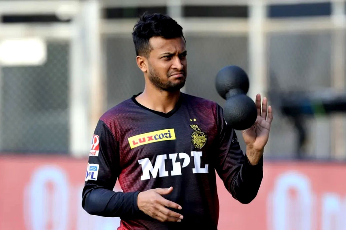 আইপিএলের নিলামে নাম উঠলো না সাকিবের