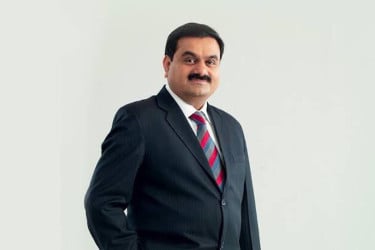 মার্কিন আদালতের পর আদানির বিরুদ্ধে এবার ভারতের সুপ্রিম কোর্টে মামলা