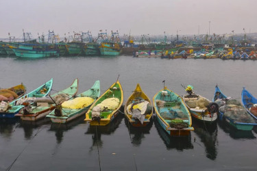শক্তি বাড়িয়ে এগোচ্ছে বঙ্গোপসাগরে সৃষ্ট গভীর নিম্নচাপ, ভারতে সতর্কতা জারি