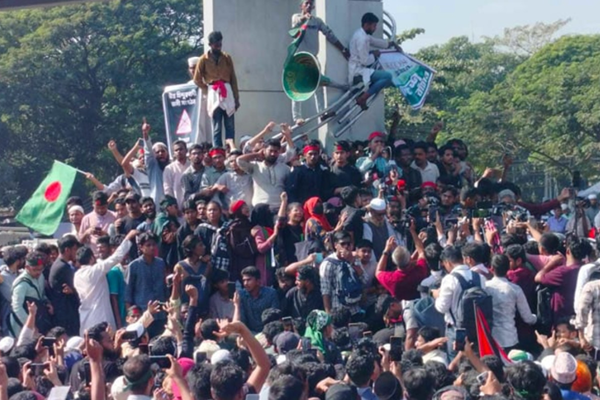 ঐক্যবদ্ধভাবে সব চক্রান্ত প্রতিহত করতে হবে : সারজিস