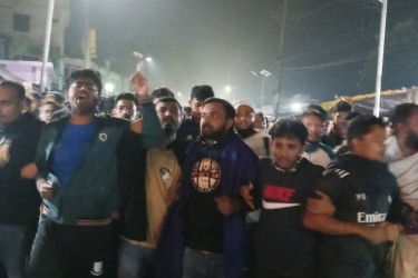 আইনজীবী হত্যার প্রতিবাদে পবিপ্রবিতে বিক্ষোভ