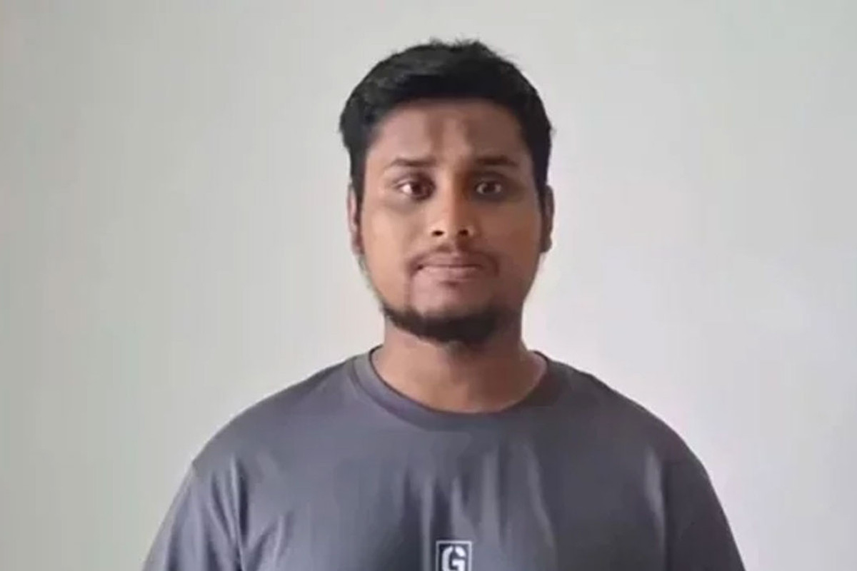 ‘হত্যাচেষ্টা’ নিয়ে যে বর্ণনা দিলেন হাসনাত আবদুল্লাহ