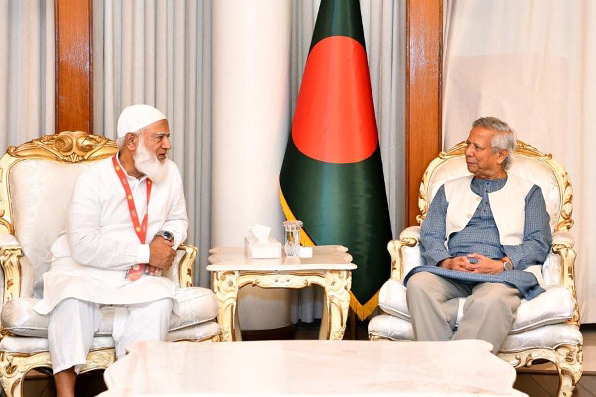 প্রধান উপদেষ্টার সঙ্গে জামায়াত আমিরের বৈঠক