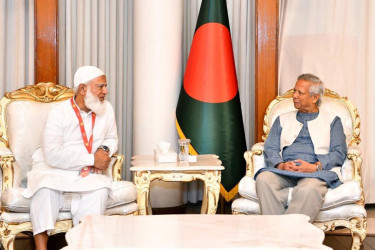 প্রধান উপদেষ্টার সঙ্গে জামায়াত আমিরের বৈঠক