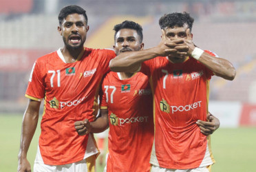 চট্টগ্রাম আবাহনীর জালে বসুন্ধরা কিংসের ৭ গোল
