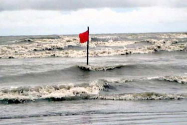 ঘূর্ণিঝড় ফিনজাল : দেশের চার সমুদ্রবন্দরে সতর্কতা সংকেত