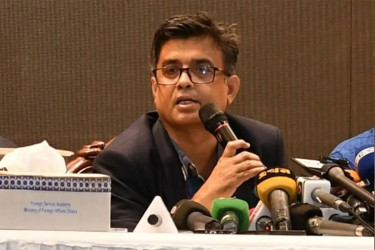‘রাষ্ট্র মেরামত ছাড়াই অন্তর্বর্তী সরকার বিদায় নিলে এই প্রজন্ম আমাদের কাঠগড়ায় দাঁড় করাবে’
