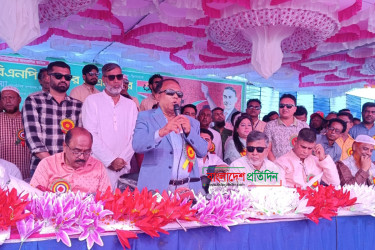 ‌‘সরকারের গদি নরম থেকে শক্ত হতে বেশি সময় লাগবে না’