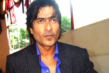 শরদ কাপুরের বিরুদ্ধে ভয়াবহ অভিযোগ নারীর