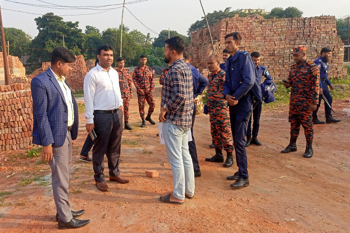 মুন্সীগঞ্জে দুই ইটভাটার মালিককে দেড় লাখ টাকা জরিমানা