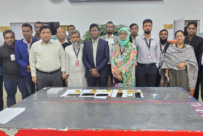 শাহজালালে ৭ কেজি স্বর্ণসহ ৫ যাত্রী আটক