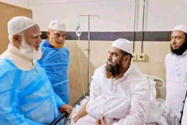 মাওলানা মামুনুল হককে দেখতে হাসপাতালে জামায়াতের আমির
