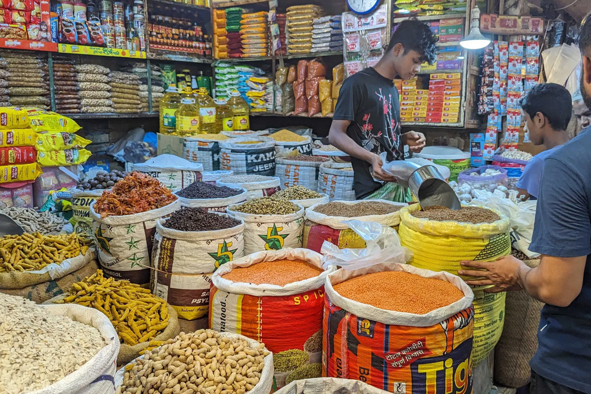 নভেম্বরে খাদ্য মূল্যস্ফীতি ১৩.৮০ শতাংশ