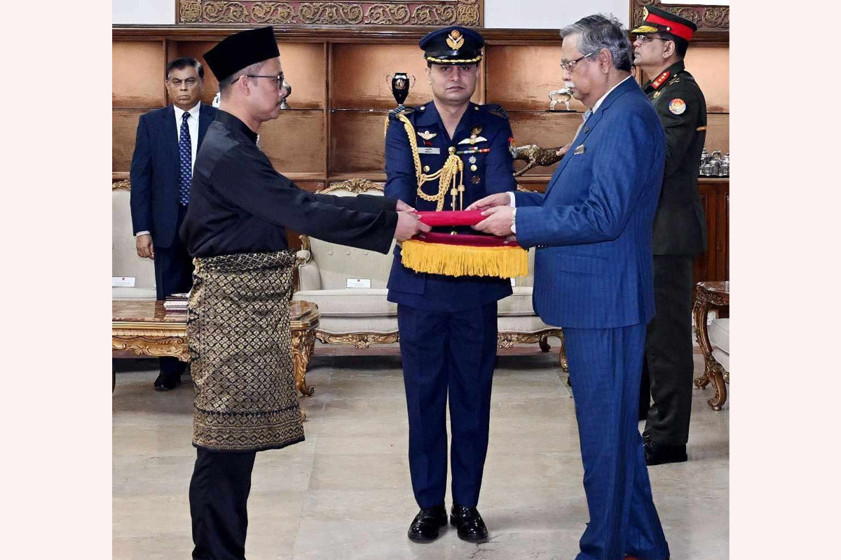 বাংলাদেশে বিনিয়োগ করতে মালয়েশিয়ার প্রতি রাষ্ট্রপতির আহ্বান
