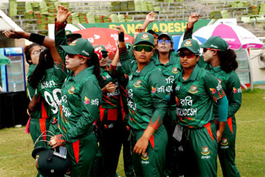 বাংলাদেশকে ১৭০ রানের চ্যালেঞ্জিং লক্ষ্য দিল আয়ারল্যান্ড