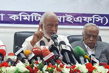 স্বৈরাচার পালালেও দেশে গণতন্ত্র পুরোপুরি ফিরে আসেনি: ড. মঈন খান