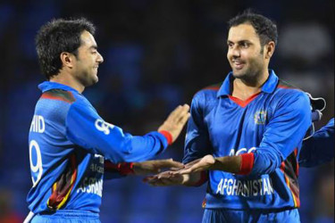 আফগানিস্তানে নারীদের শিক্ষার অধিকার ফেরানোর আহ্বান রশিদ-নবীর