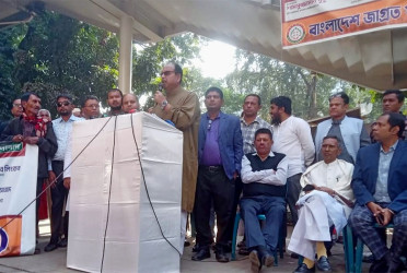 স্বৈরাচারী হাসিনার জন্য ভারত বিভিন্ন ষড়যন্ত্র করছে : দুদু