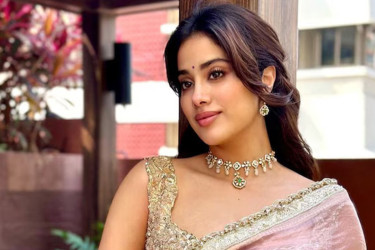 ‘পুষ্পা টু’: যে কারণে ক্ষোভ ঝাড়লেন জাহ্নবী