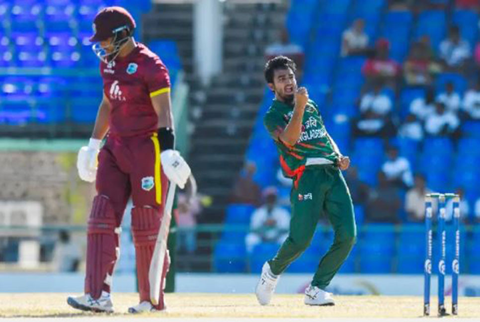 সিরিজ বাঁচানোর লড়াইয়ে রাতে মাঠে নামছে বাংলাদেশ