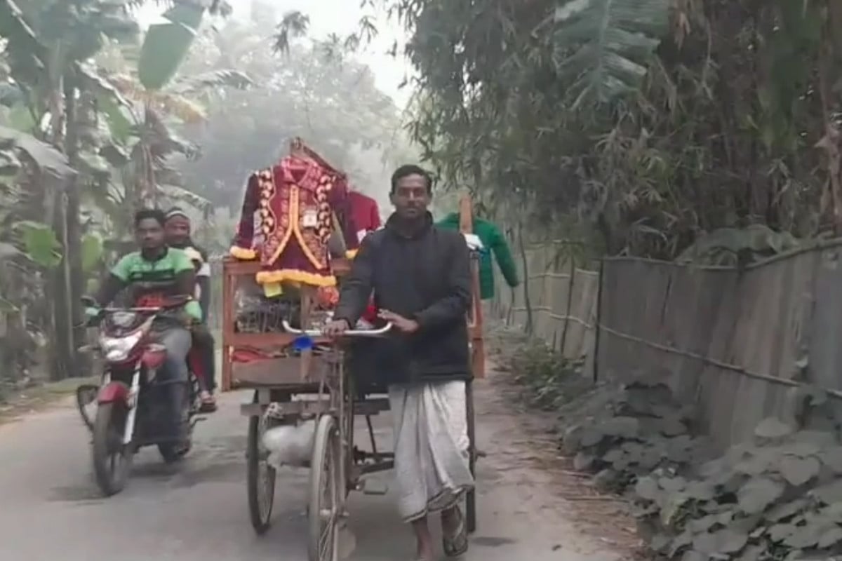 কুড়িগ্রামে ঘন কুয়াশা ও হিমেল হাওয়ায় জনজীবনে ভোগান্তি