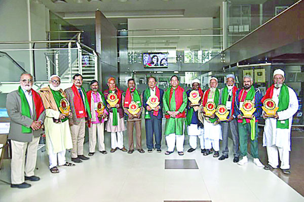 ১০ মুক্তিযোদ্ধাকে সম্মাননা