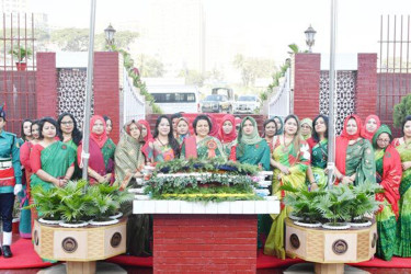 বিজয় দিবসে রাজারবাগ পুলিশ স্মৃতিসৌধে পুনাকের শ্রদ্ধা