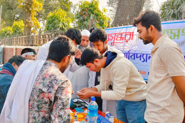 বিজয় দিবস উপলক্ষ্যে গণ বিশ্ববিদ্যালয়ে ফ্রি মেডিকেল ক্যাম্পেইন