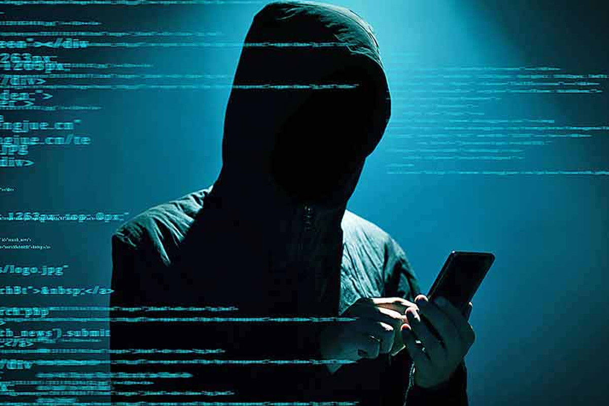 ফোন হ্যাক হয়েছে বুঝতে পারলে প্রথমে কী করা উচিত?
