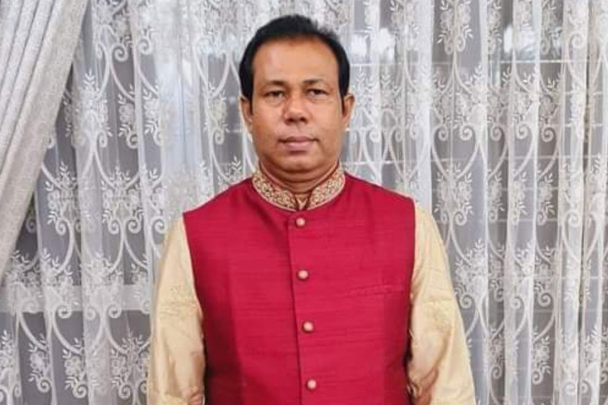হাসিনার সেই ‘৪০০ কোটি টাকার’ পিয়নের বিরুদ্ধে মামলা