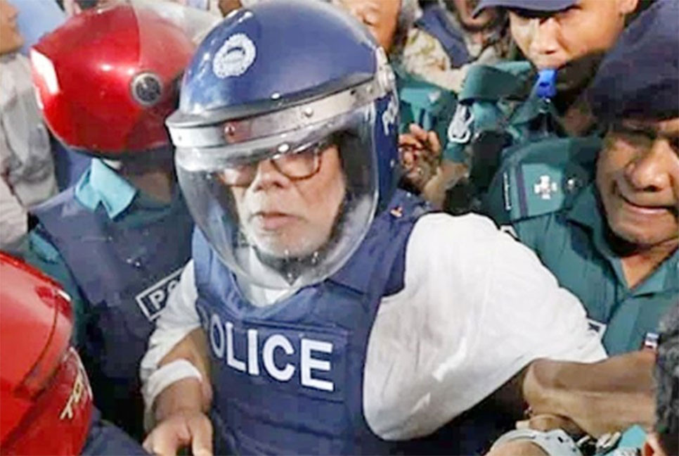 নতুন মামলায় সালমান-মেনন ও ইনুসহ চারজন গ্রেফতার