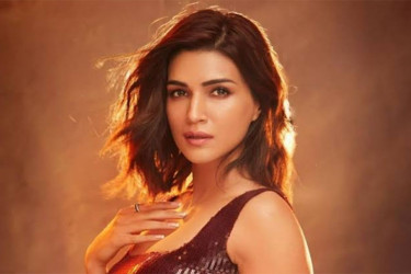 কৃতিকে নিয়ে কেন এতো গুঞ্জন?