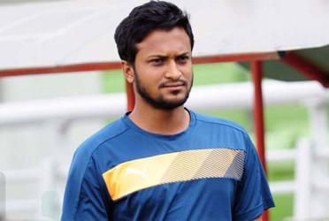 সাকিবকে আদালতে হাজির হতে নির্দেশ
