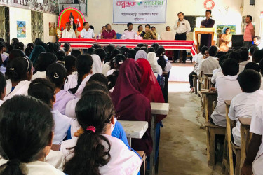 বাল্যবিয়ের কুফল নিয়ে বরিশালে শুভসংঘের সচেতনতা সভা