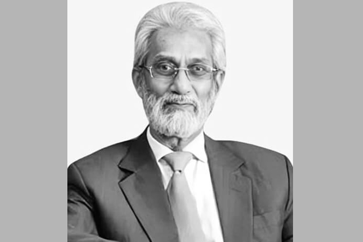 ধানমন্ডিতে হাসান আরিফের প্রথম জানাজা অনুষ্ঠিত