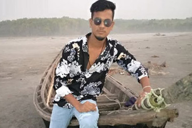 খুলনায় বিদেশি পিস্তলসহ হাড্ডি সাগর গ্রেফতার