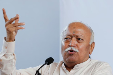 মসজিদের নীচে মন্দির খোঁজার ঘটনায় ক্ষুব্ধ আরএসএস প্রধান