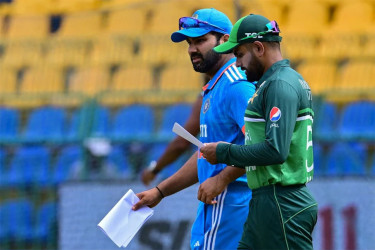 ভারত-পাকিস্তান ম্যাচের ভেন্যু জটিলতার ‘অদ্ভুত’ সমাধান দিলেন শেহজাদ