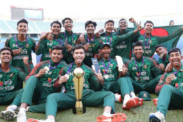 এশিয়া কাপজয়ী সবাইকে ৩ লাখ টাকা করে পুরস্কারের ঘোষণা বিসিবির