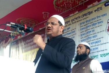 ভারত বাংলাদেশকে তাদের অঙ্গরাজ্য মনে করে : চরমোনাই পীর