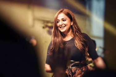 মোনালির হঠাৎ রাগ, অনুষ্ঠান বন্ধ, তারপর?
